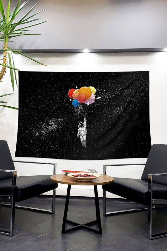 Sonsuzluğa Yolculuk: Astronot ve Uçan Gezegenler