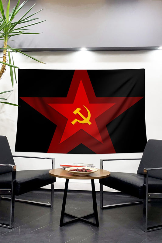 Sovyet Ruhu Çekiç Orak Yıldızlarla Yükselen Güç: